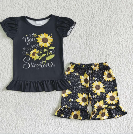 YOU ARE MY SUNSHINE SHORT SET